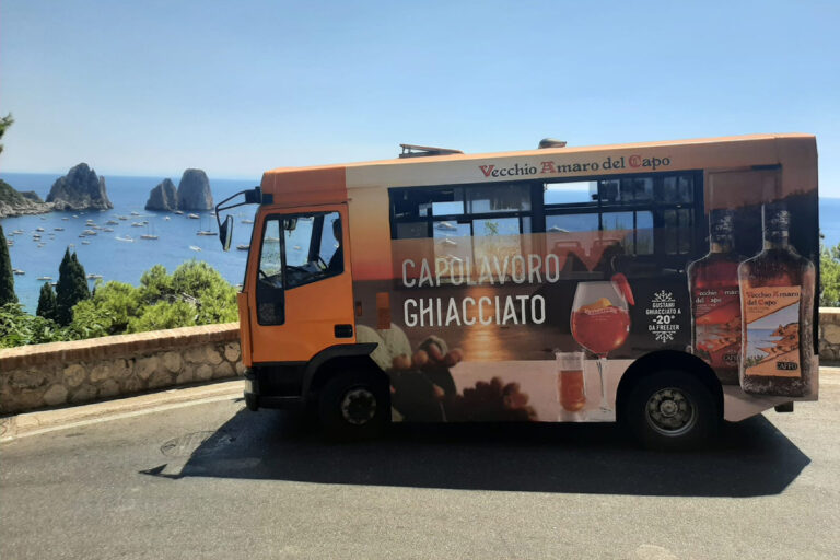 pubblicità capri amaro del capo, AUTOBUS CAPRI, PUBBLICITA’ CAPRI, AFFISSIONI CAPRI, FUNICOLARE CAPRI, ADV CAPRI, ATC CAPRI, COMUNE DI CAPRI